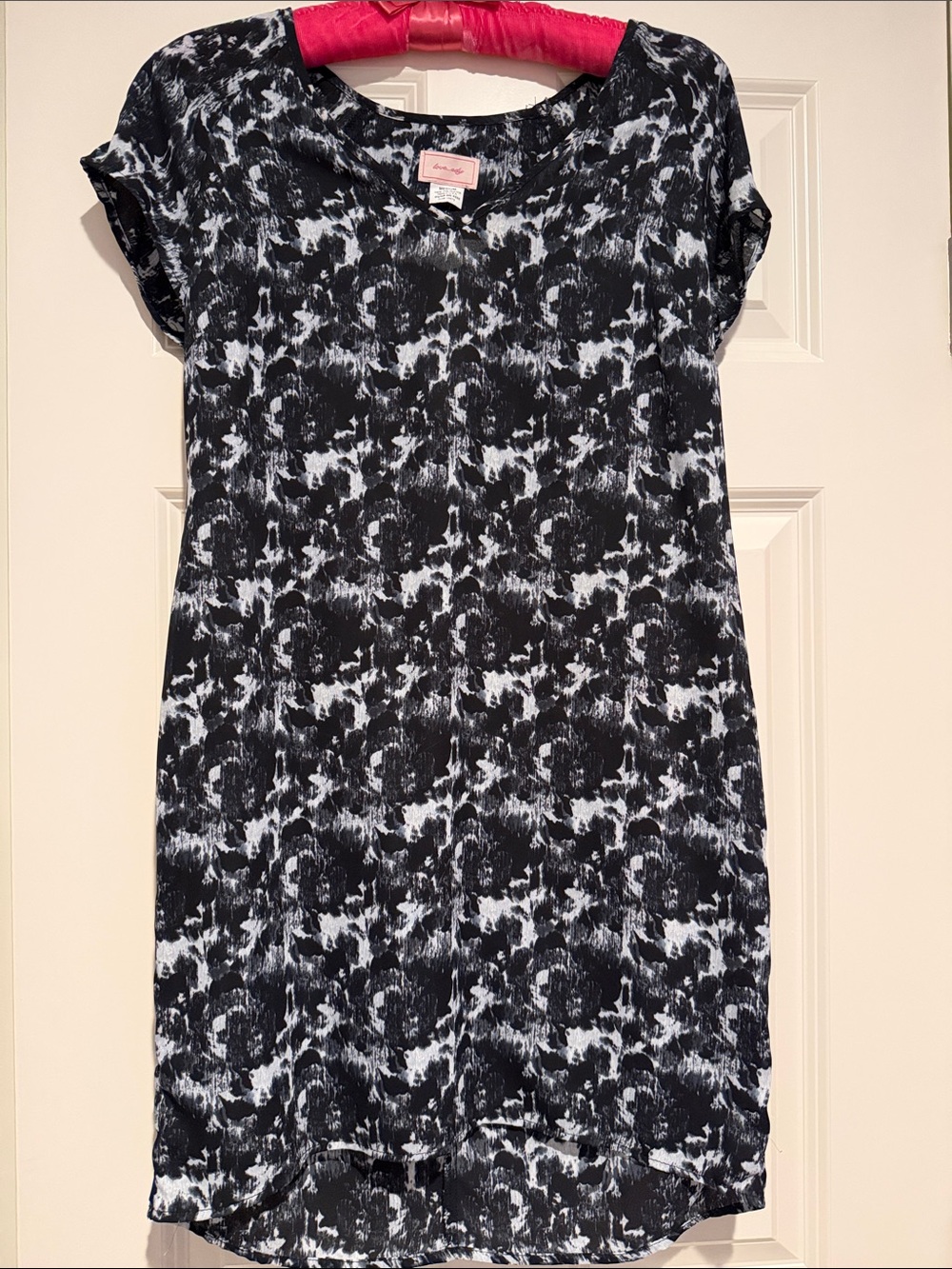 love...ady Black & White Patterned Fabric Dress